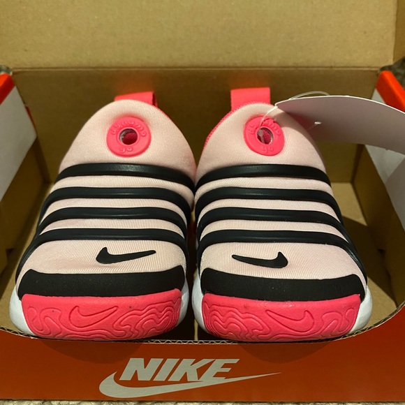 *BNWT* Nike Dynamo Go Flyease - 3C - Picture 5 of 9